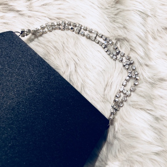 Cache Handbag - Picture 2 of 5